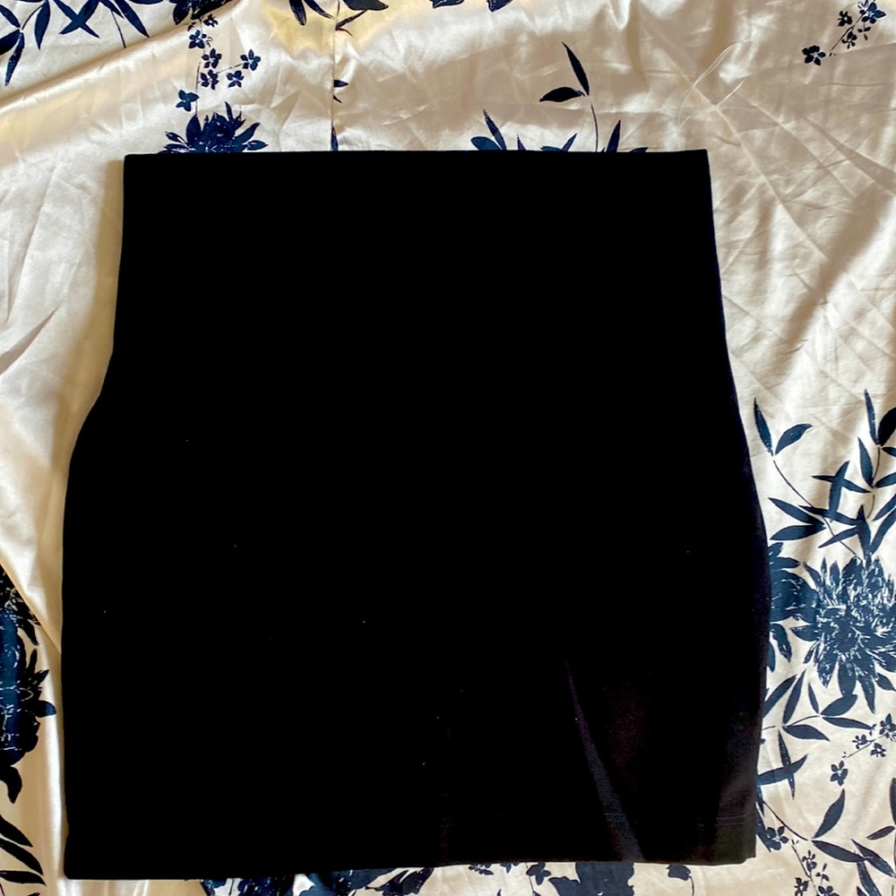 Black, tight, Windsor skirt